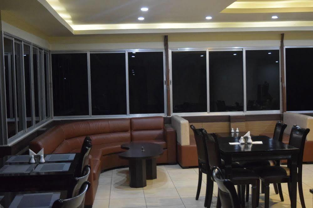 Hotel Nandini Катманду Екстериор снимка
