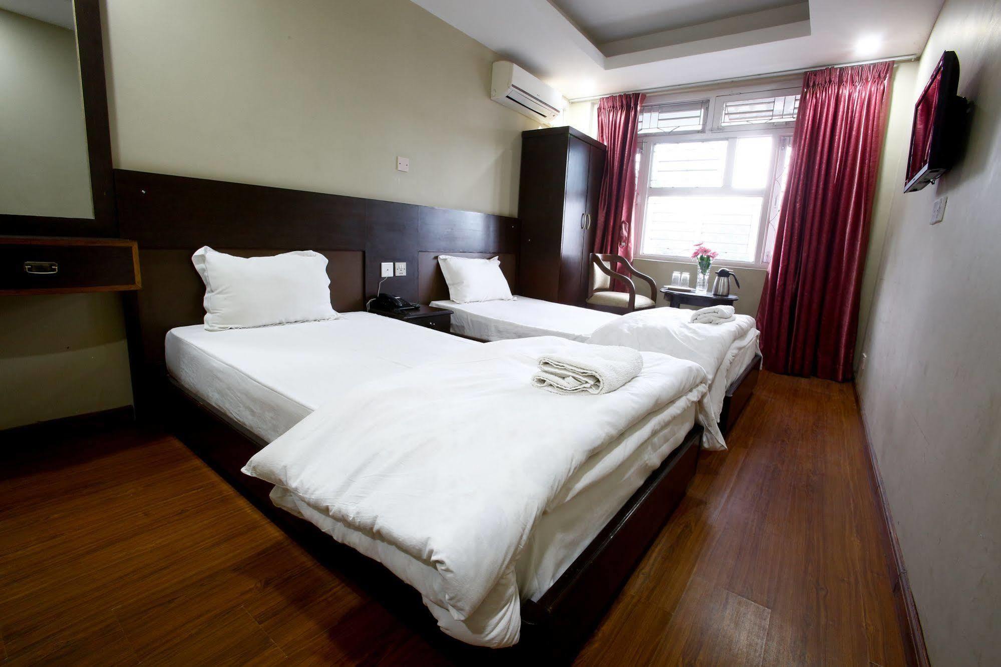 Hotel Nandini Катманду Екстериор снимка