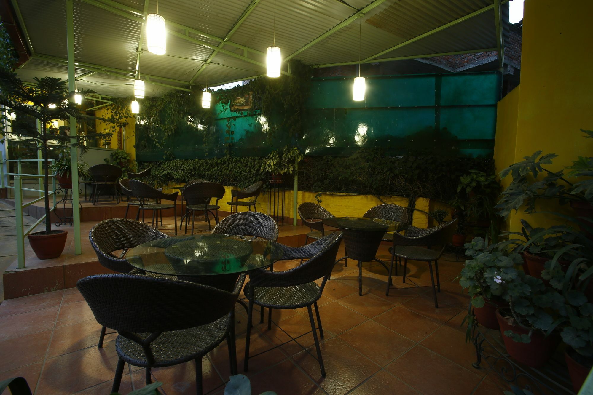 Hotel Nandini Катманду Екстериор снимка